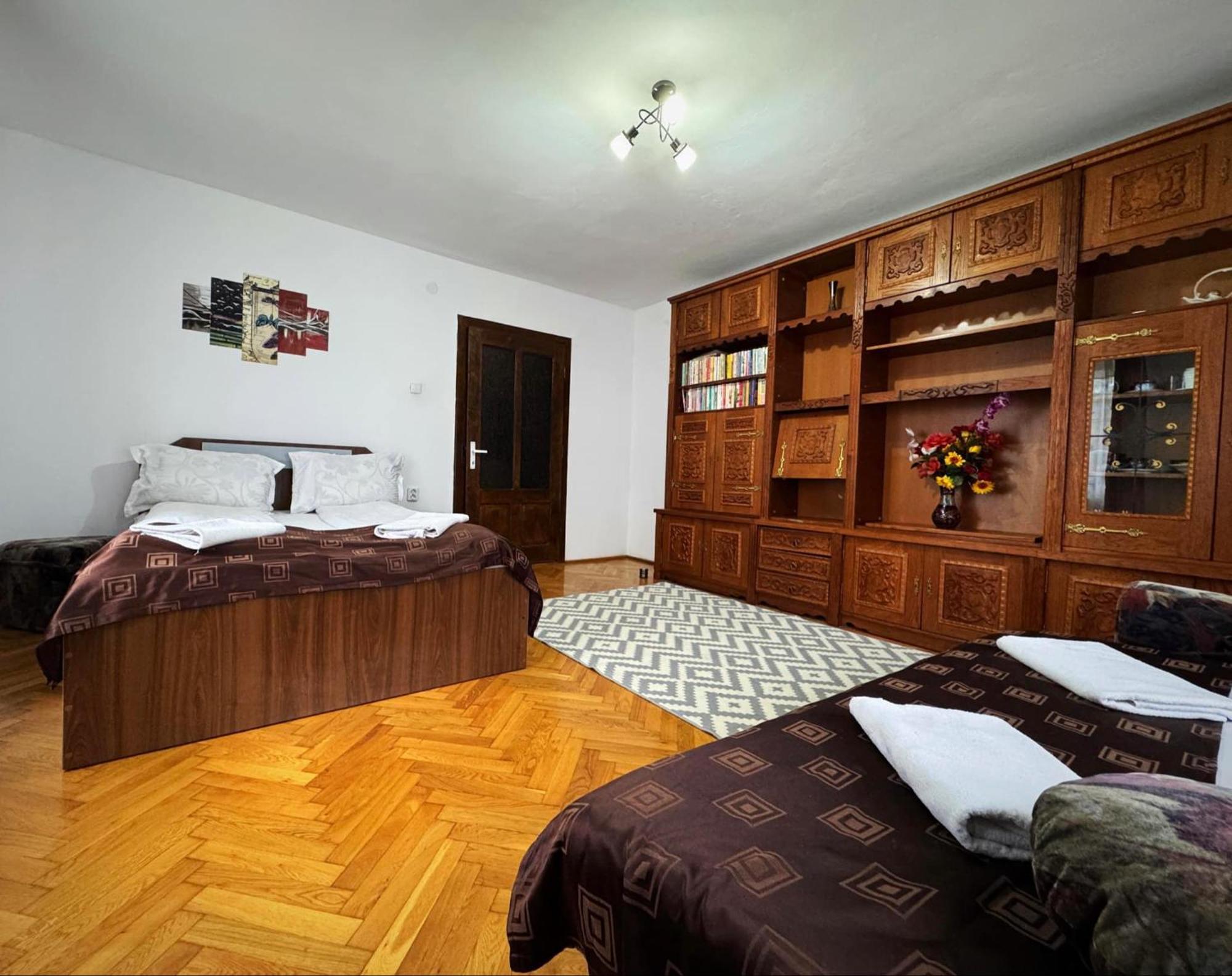 Casa Mary Hotel Haţeg Екстериор снимка